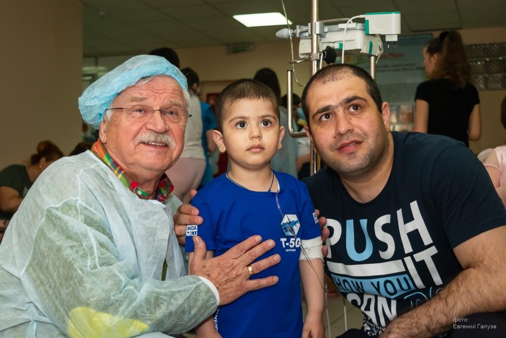 Гости VIII Забайкальского международного кинофестиваля встретились с маленькими пациентам краевого онкодиспансера