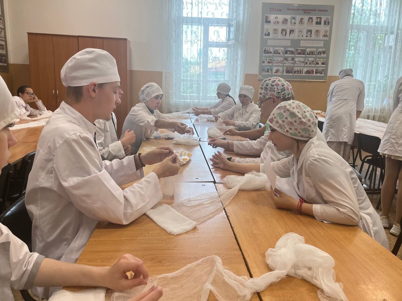 Более 11 тысяч перевязочного материала подготовил в зону СВО Читинский медколледж 